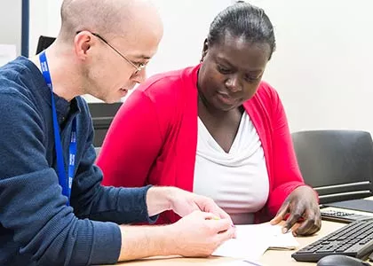 Students in the accounting lab