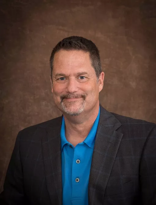 Headshot of Daniel Bullock