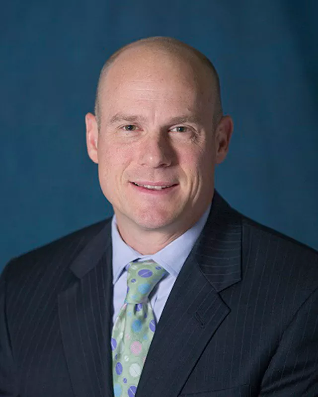 Mark Thomas headshot