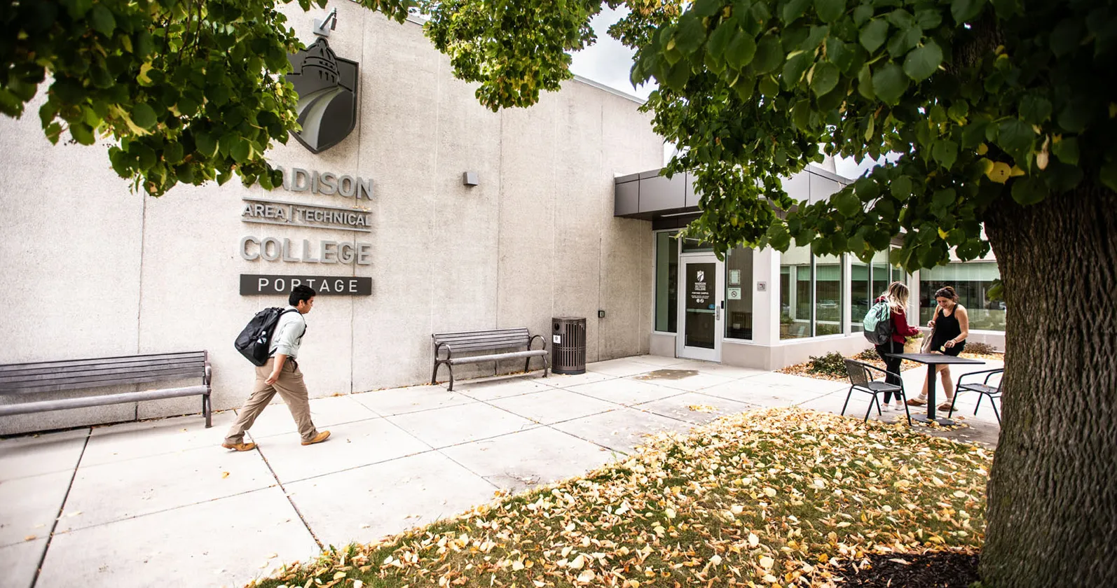 Reedsburg Campus Building Exterior